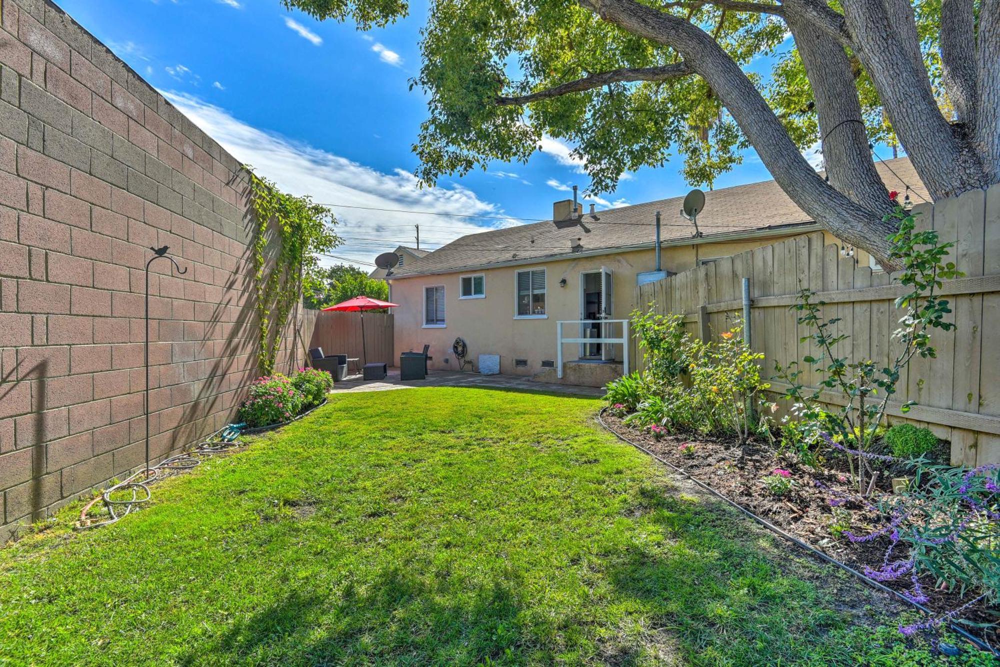 Villa Stylish And Modern Burbank Gem With Private Yard! Extérieur photo